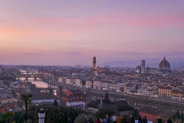 Piazzale Michelangelo 3