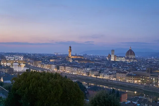 Piazzale Michelangelo 6